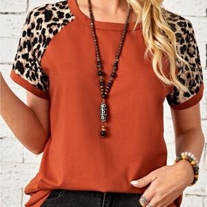 Womens Leopard Print Top Size XS
